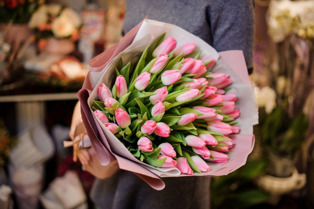 Kwiaty na telefon z dostawą i odbiorem osobistym w kwiaciarni