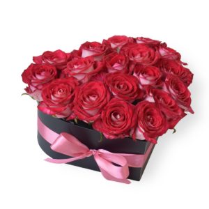 Czerwone róże pudełku - flower box - Kwiaciarnia KWIATOSTACJA Kraków